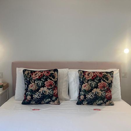 Ferienwohnung Regina Milano In Melegnano - Wifi, Breakfast Box And Terrace Exterior foto
