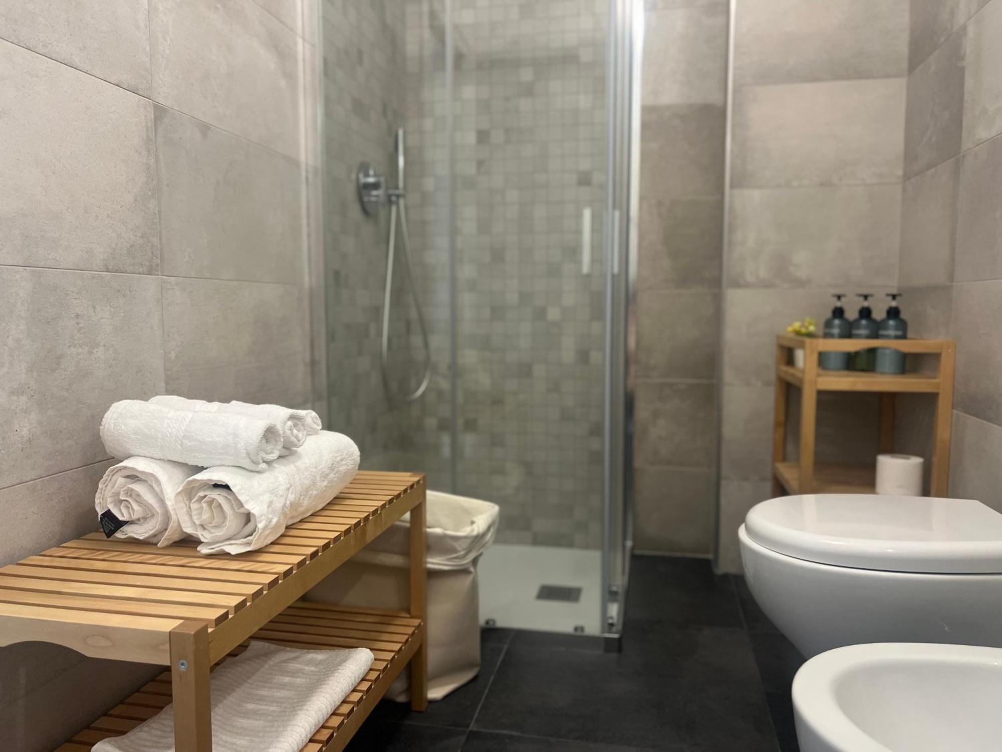 Ferienwohnung Regina Milano In Melegnano - Wifi, Breakfast Box And Terrace Exterior foto